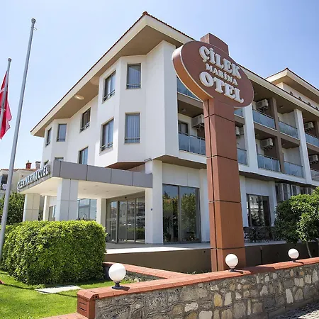 Cilek Marina Hotel Cesme